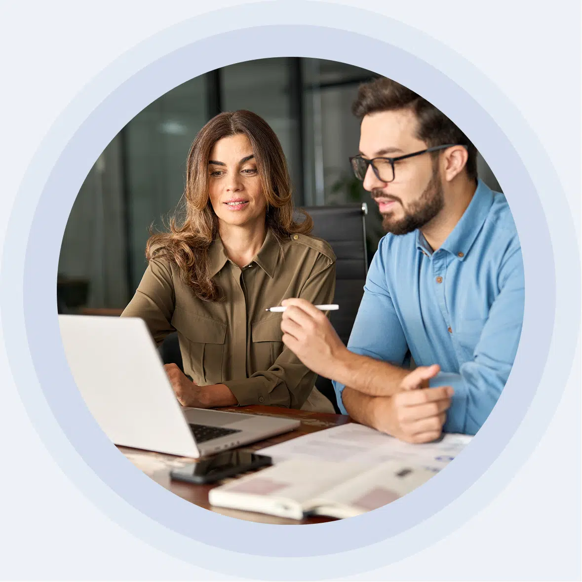 Couple working on their digital marketing
